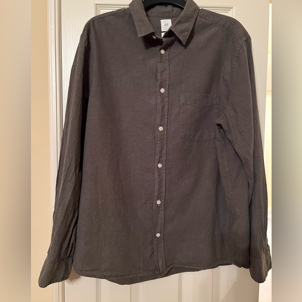 H&M Men’s Large Long Sleeve Button Down Shirt